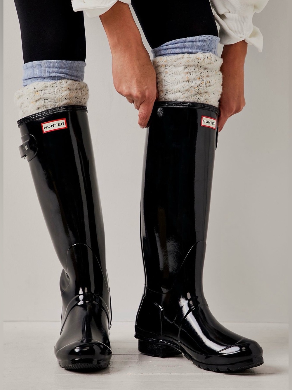 Shiny Black Hunter Wellies, women’s size 6